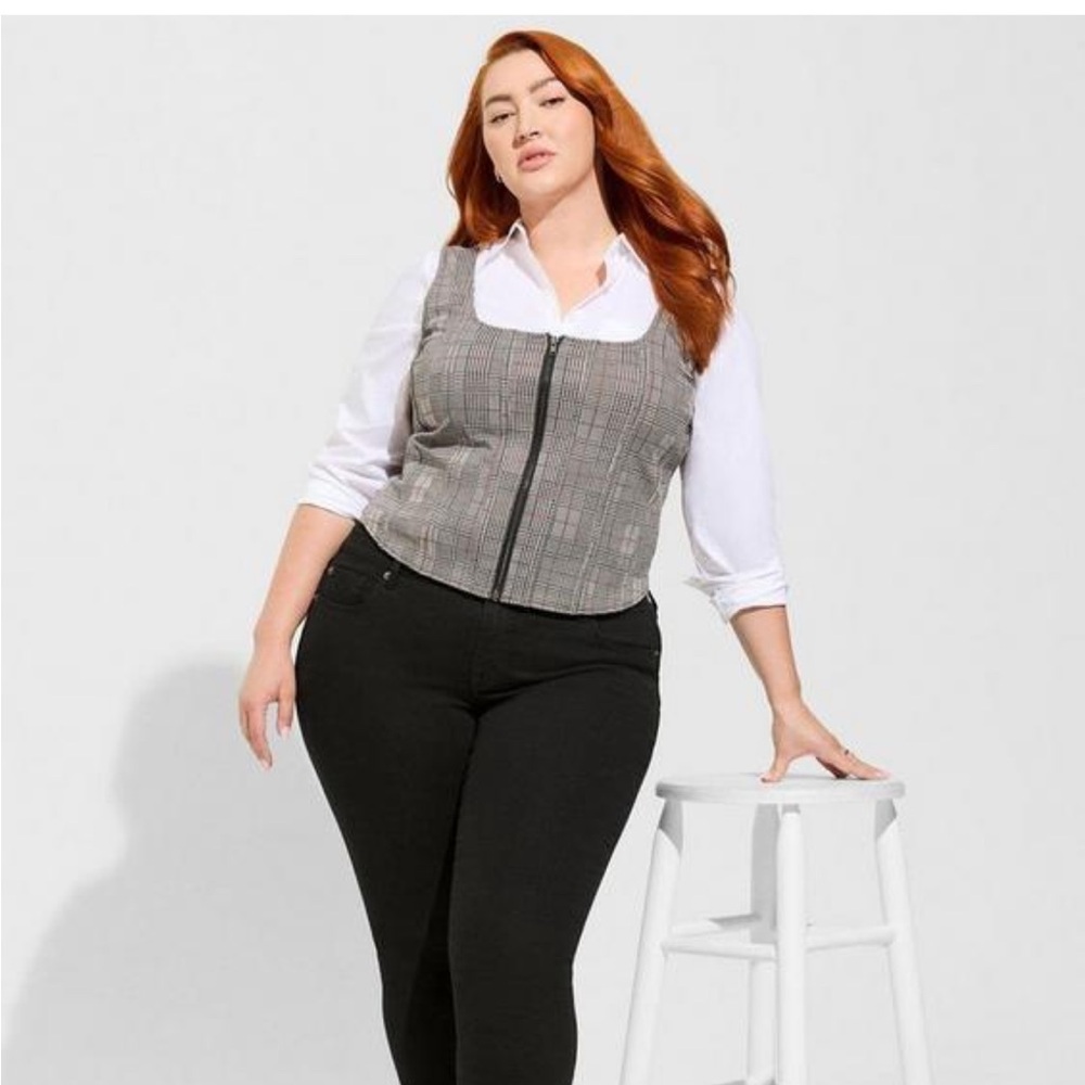 Torrid Double Knit Jacquard Zip Front Corset Top